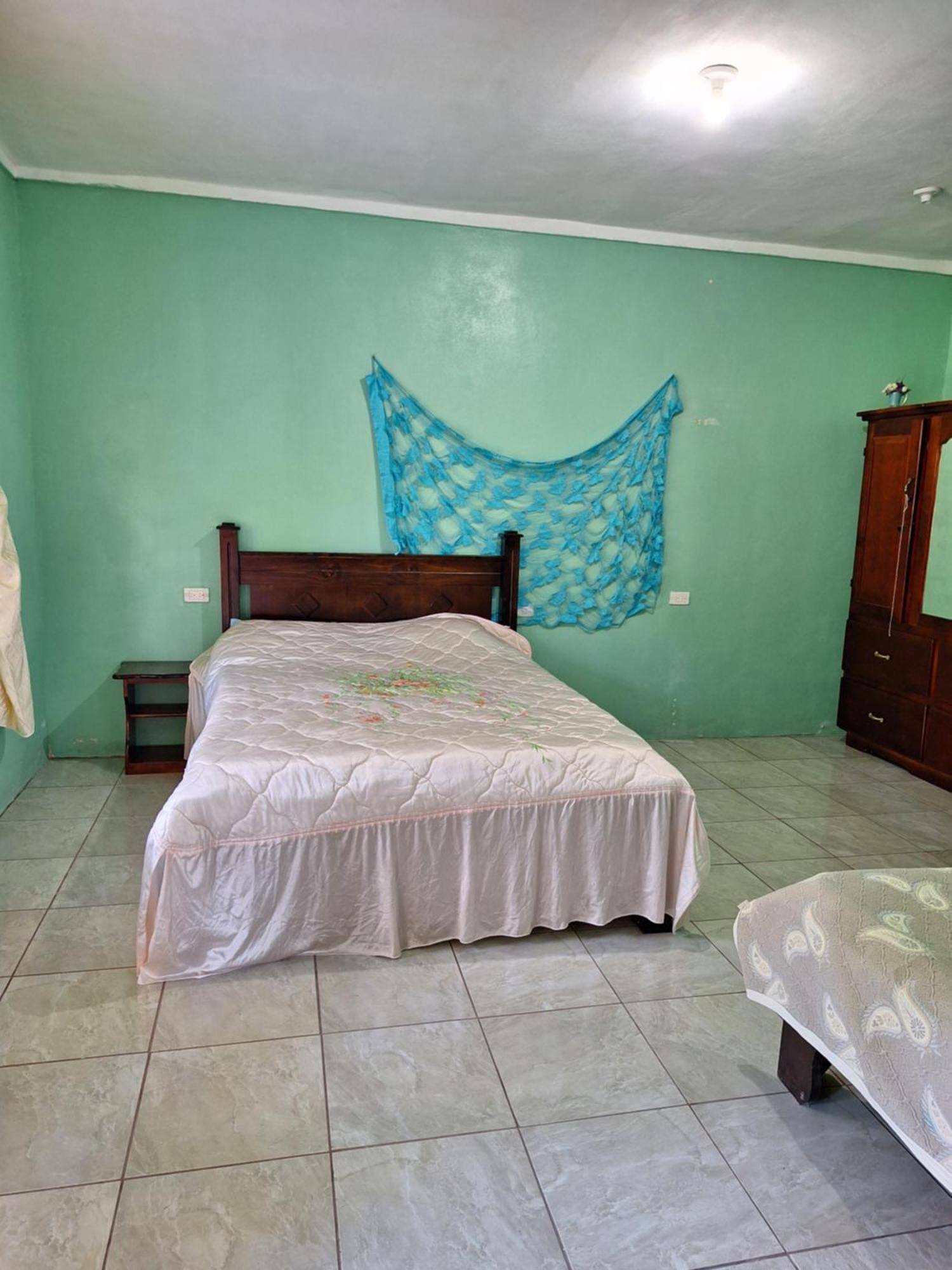 La Tica Aparthotel Horquetas Exterior photo